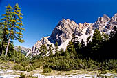 Parco Naturale Fanes-Senes-Braies. La traversata da San Vigilio di Marebbe al lago di Braies, 
La discesa verso il Lago di Braies. 